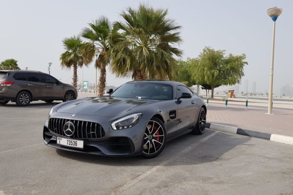 MERCEDES GTS AMG